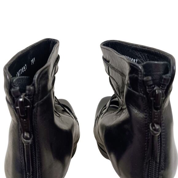 Stuart Weitzman Glam Moto Ankle Boots Sz 7.5 Black Buckle Rocker Punk Gothic - Picture 11 of 16